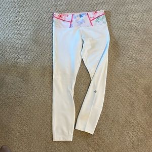 NWOT lululemon, reversible leggings, size 4